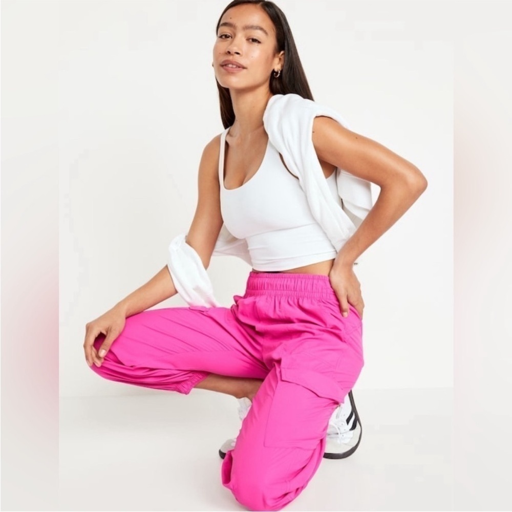 NWT! Flamingo Feather High-Waisted Ankle-Zip Cargo Jogger Pants - Size 2X🪕